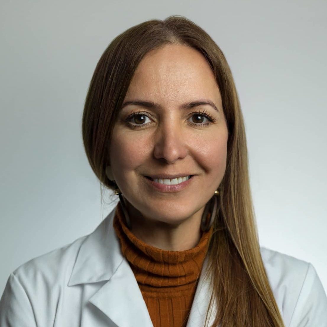 Dr. Jen Pérez :